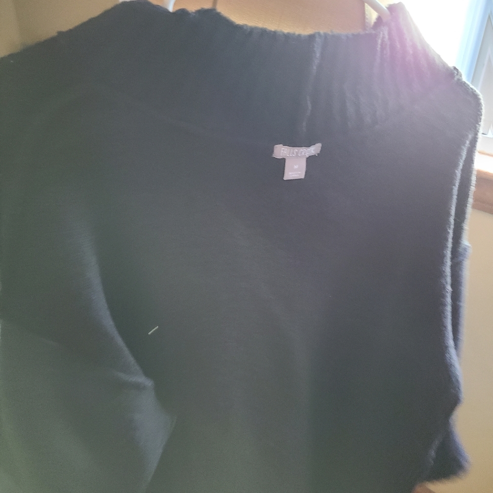 Sweater - Picture 2 of 3